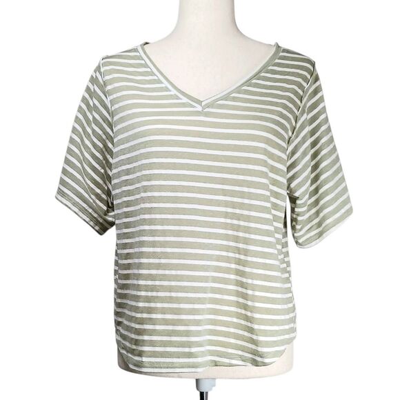 Tops - BOUTIQUE Brand V Neck T Shirt Short Sleeves Tee Striped Seams Green White Size S